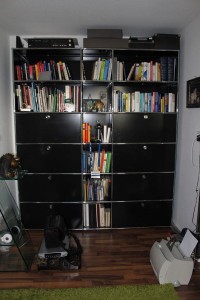 USM Haller Möbelfolierung Wandregal vorher