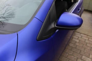 Fahrzeug Vollfolierung Mazda 2 Spiegel